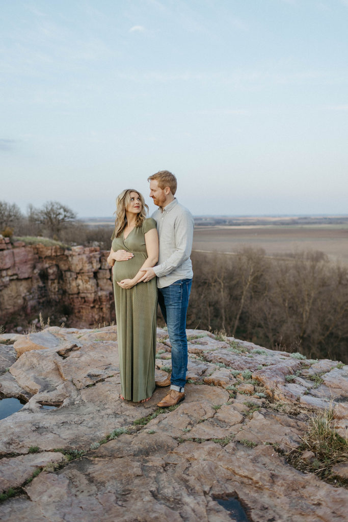 Troy and Sarah Klongerbo at their maternity photo session