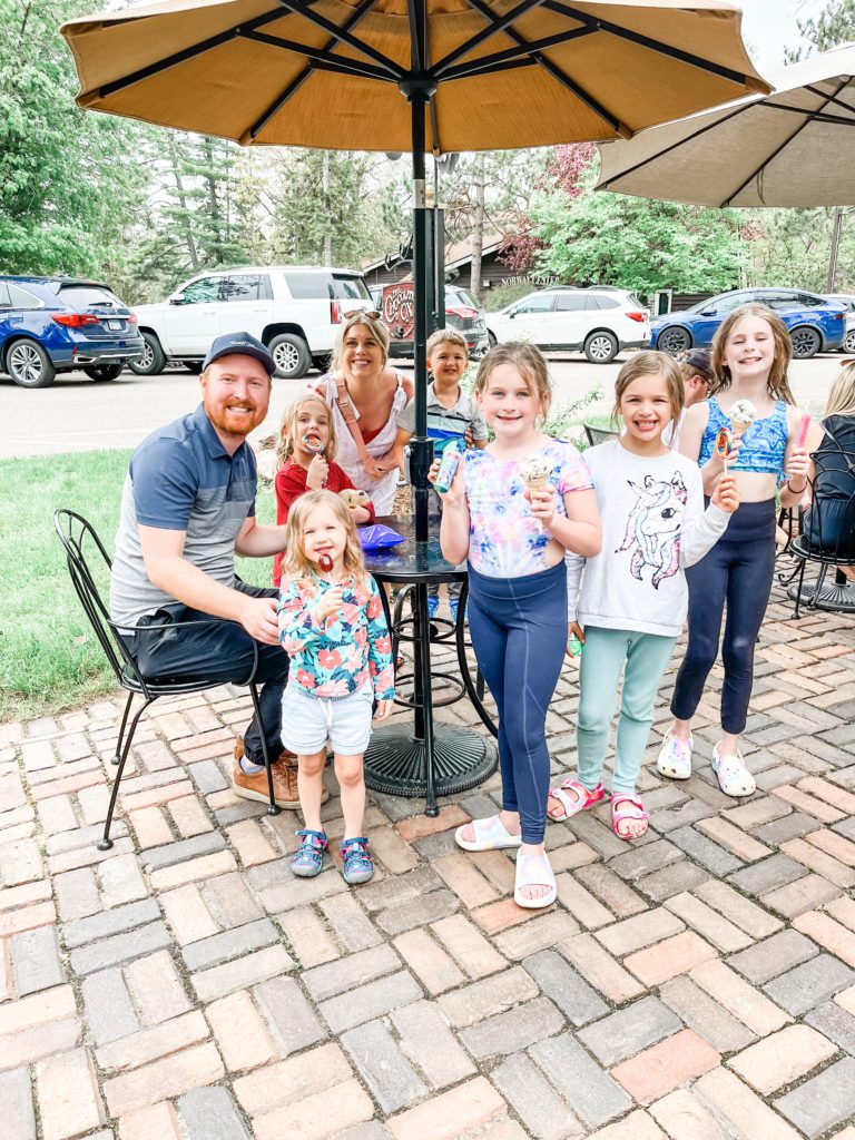 Troy and Sarah Klongerbo and their nieces and nephews at Grand View Lodge